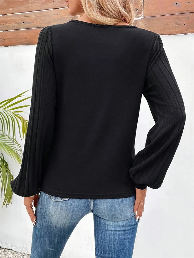 Contrast V-Neck Long Sleeve T-Shirt www.nizzadesign.com