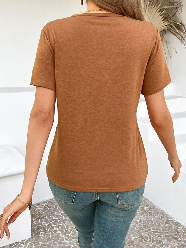 Cross Line Detail Round Neck T-Shirt www.nizzadesign.com