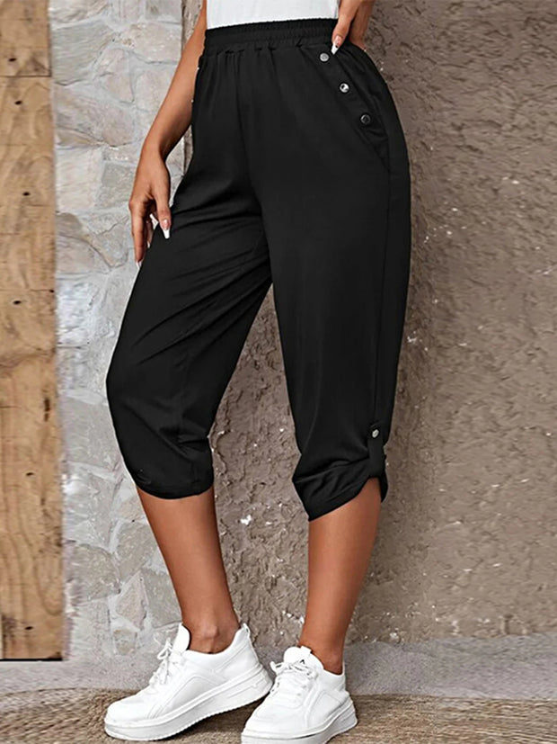 Full Size Roll-Tab Capris Pants www.nizzadesign.com